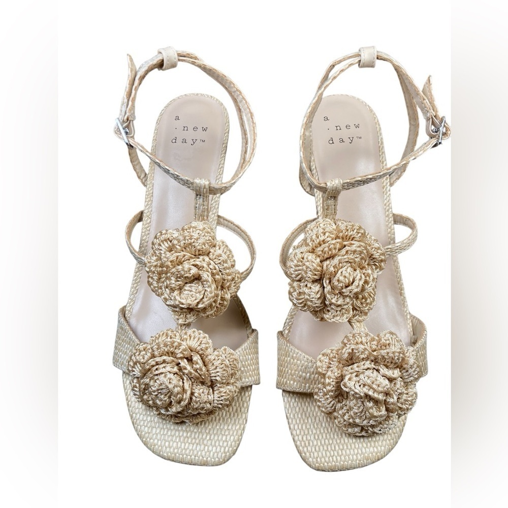 A New Day Esme Floral Crochet Knit Kitten Heels Size 9​​​